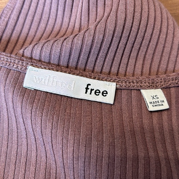 Aritzia Bodysuit - Picture 3 of 8